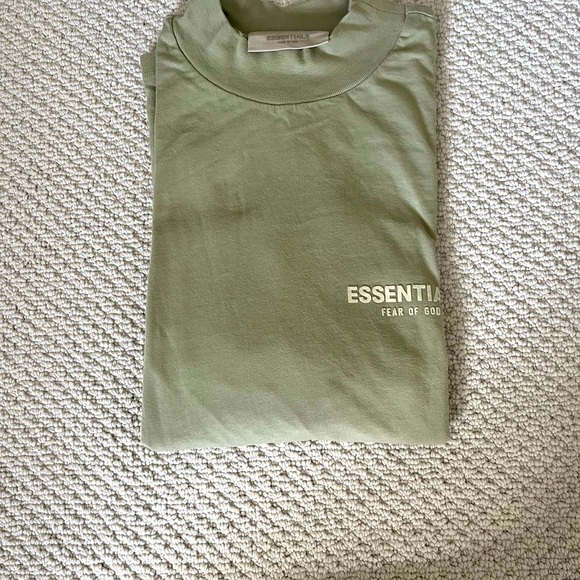 Essentials Long Sleeve Tee Shirt - Picture 1 of 2